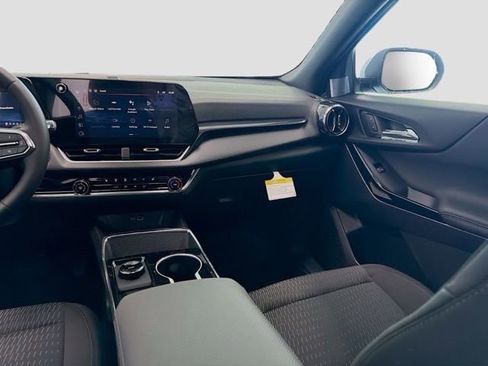 New 2026 Chevrolet Equinox LT image 28