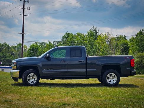 Used 2018 Chevrolet Silverado 1500 LT w/ All Star Edition AWD/4WD image 7