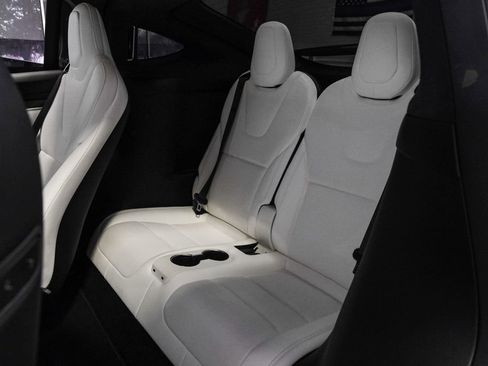 Used 2023 Tesla Model X Plaid image 44