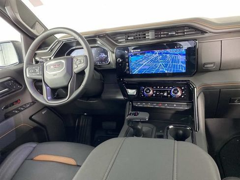 Used 2026 GMC Sierra 1500 AT4 w/ AT4 Premium Package AWD/4WD image 16