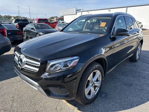 Used 2018 Mercedes-Benz GLC 300 image 2