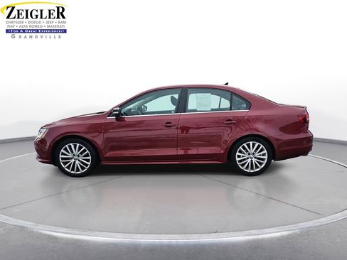 Used 2016 Volkswagen Jetta SEL w/ Lighting Package image 8
