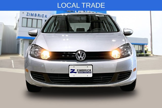 Used 2011 Volkswagen Golf 4-Door FWD image 2