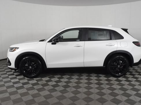 New 2026 Honda HR-V Sport image 9