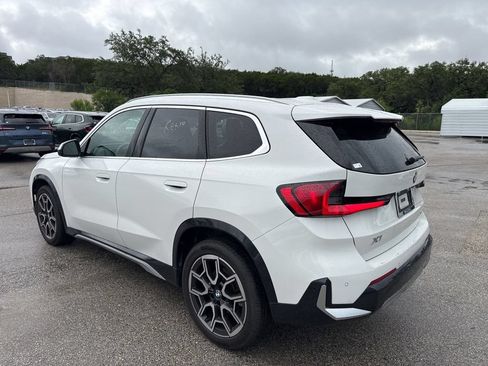 Certified 2025 BMW X1 xDrive28i w/ Technology Package AWD/4WD image 4