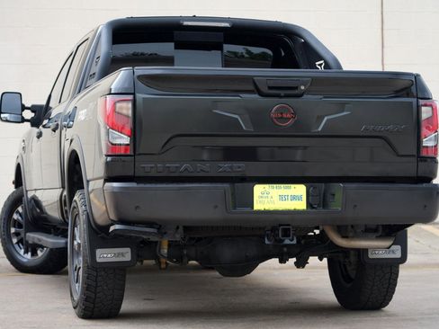 Used 2023 Nissan Titan PRO-4X AWD/4WD image 6