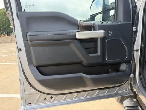 Used 2022 Ford F250 Lariat AWD/4WD image 23