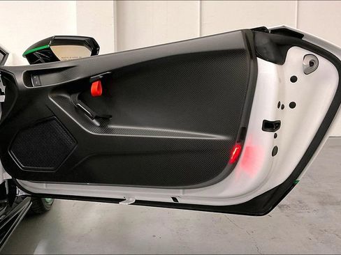 Used 2023 Lamborghini Huracan Tecnica RWD image 26