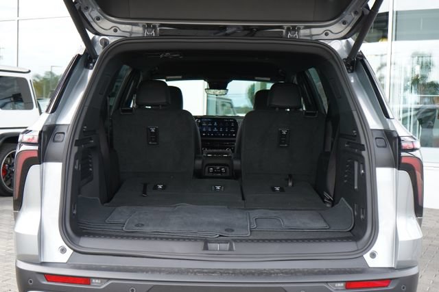 Used 2026 Chevrolet Traverse Z71 w/ Enhanced Driving Package AWD/4WD image 9
