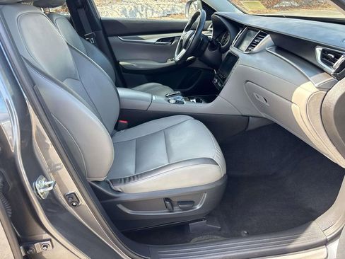 Used 2023 INFINITI QX50 Luxe AWD/4WD image 16