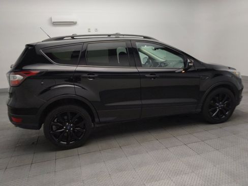 Used 2017 Ford Escape Titanium FWD image 10