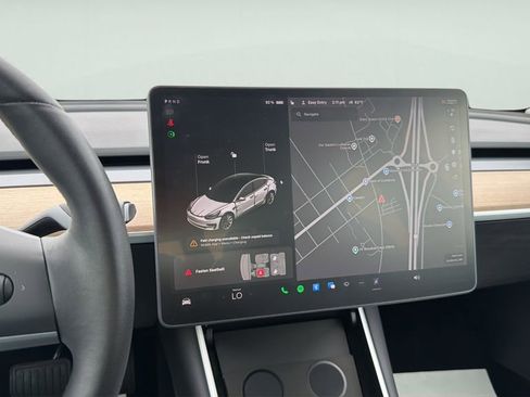 Used 2019 Tesla Model 3 Standard Range Plus RWD image 27