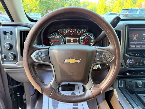 Used 2017 Chevrolet Silverado 1500 LTZ Z71 AWD/4WD image 37