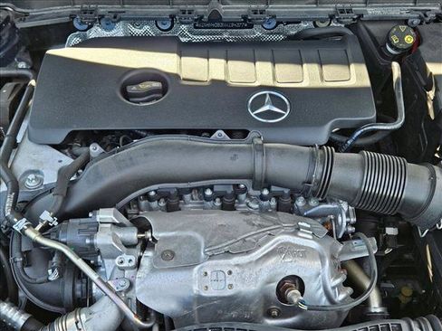 Used 2022 Mercedes-Benz GLB 250 image 20