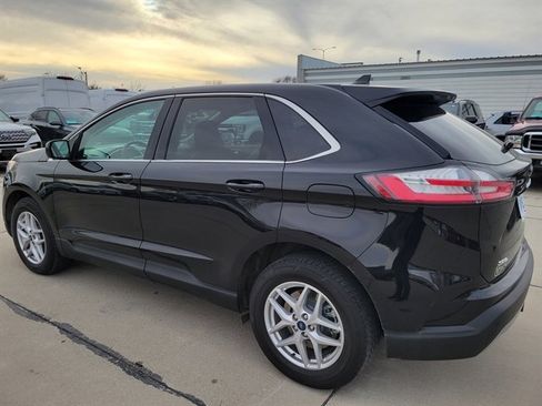 Used 2021 Ford Edge SEL w/ Convenience Package image 8