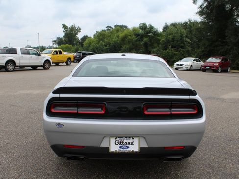 Used 2023 Dodge Challenger R/T w/ Blacktop Package image 12