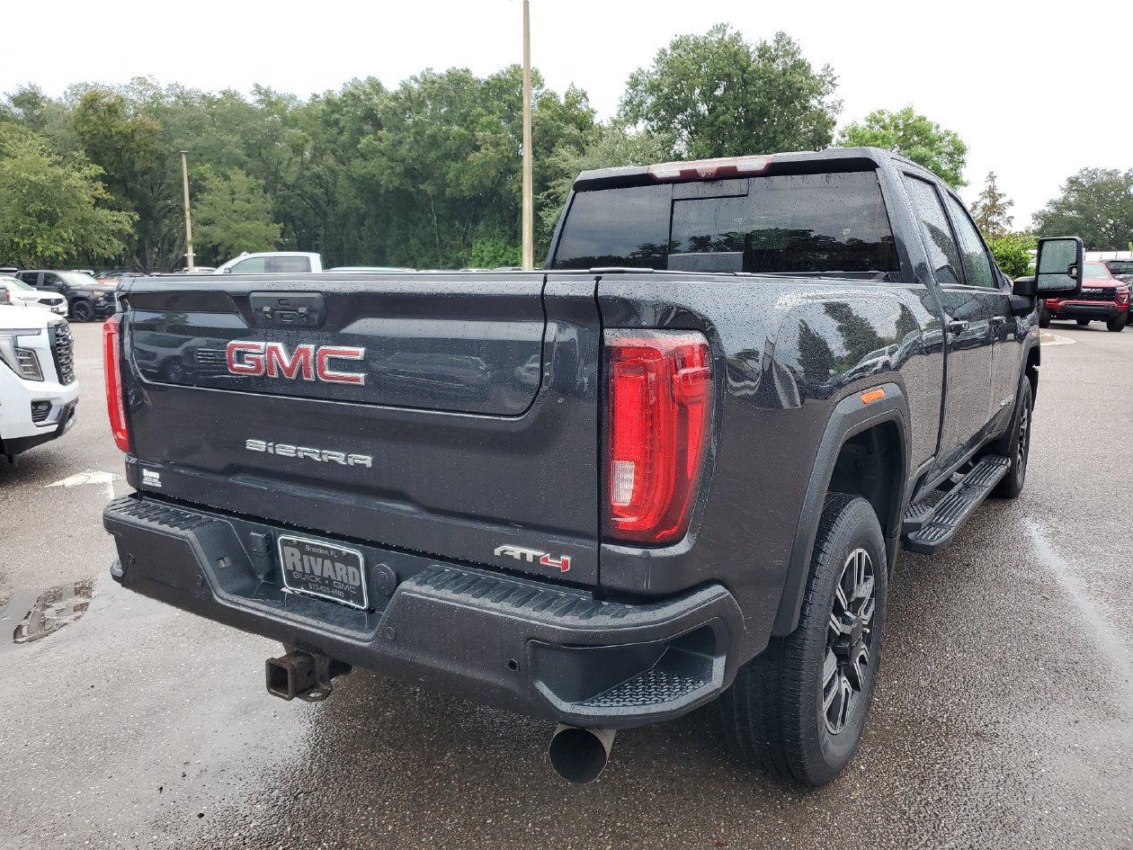 Used 2020 GMC Sierra 2500 AT4 w/ AT4 Premium Package AWD/4WD image 4