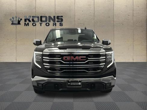 Used 2025 GMC Sierra 1500 SLT AWD/4WD image 3