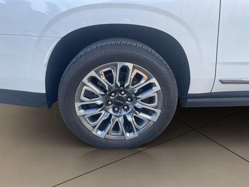 Used 2024 GMC Yukon XL Denali Ultimate AWD/4WD image 51