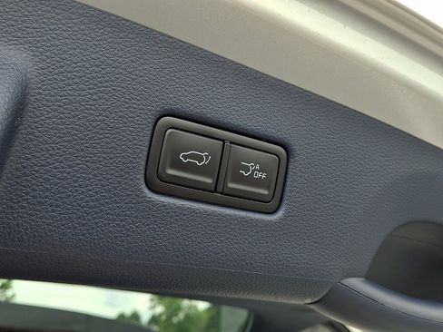 New 2026 Kia Carnival EX FWD image 20