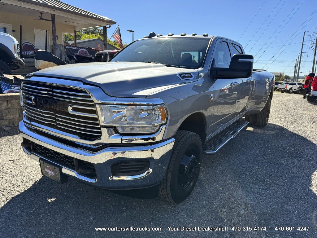 Used 2024 RAM 3500 Tradesman w/ Chrome Appearance Group AWD/4WD image 2