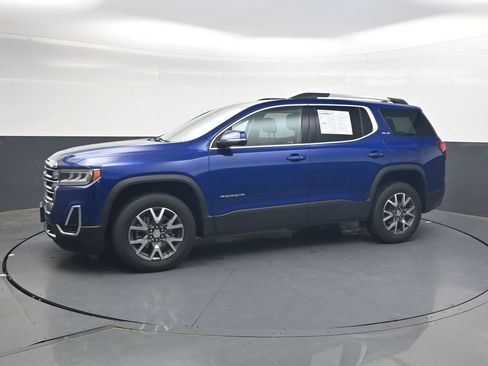 Used 2023 GMC Acadia SLE w/ Driver Convenience Package FWD image 12