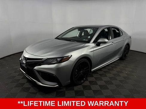 Used 2024 Toyota Camry XSE image 3