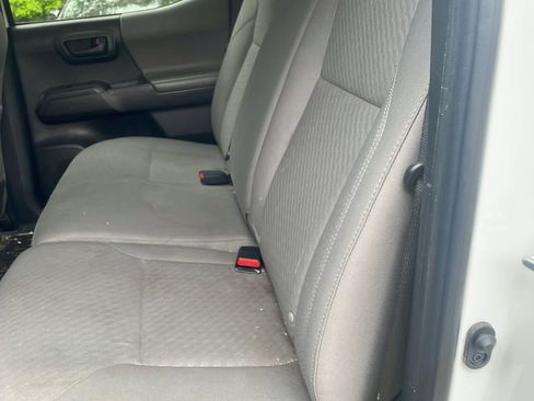 Used 2023 Toyota Tacoma SR AWD/4WD image 14