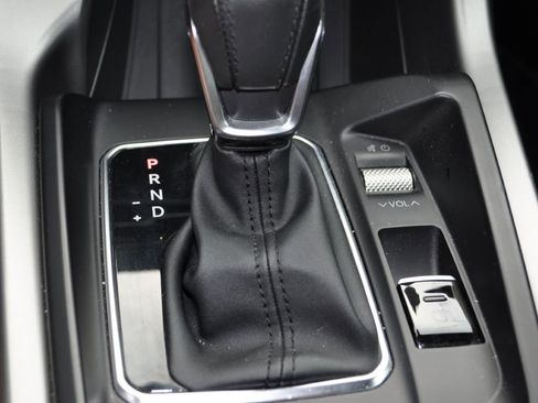 Used 2024 Dodge Hornet GT AWD/4WD image 14