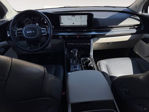Used 2022 Kia Carnival SX Prestige FWD image 15