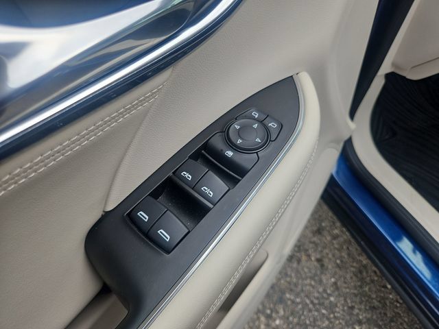 Used 2023 Buick Envision Preferred AWD/4WD image 12