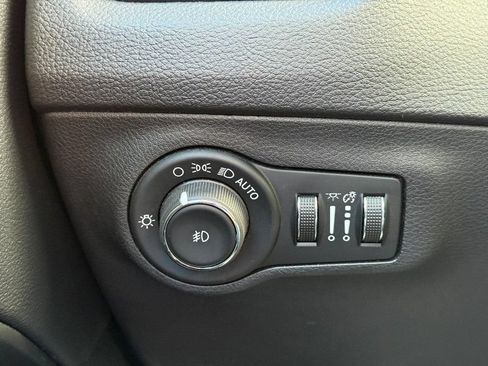 Used 2019 Jeep Compass Trailhawk AWD/4WD image 29