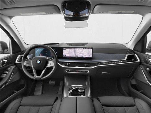 New 2025 BMW X7 xDrive40i image 5
