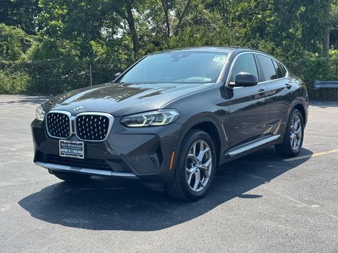 Used 2024 BMW X4 xDrive30i w/ Premium Package AWD/4WD image 8