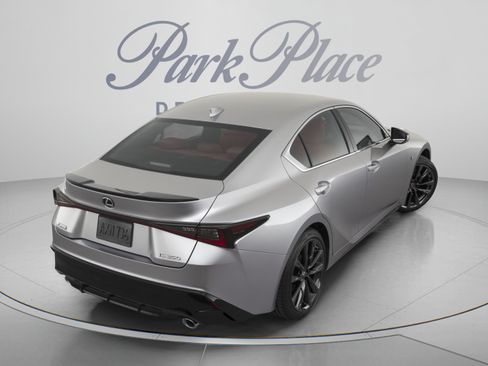 Used 2021 Lexus IS 300 AWD w/ Comfort Package image 4