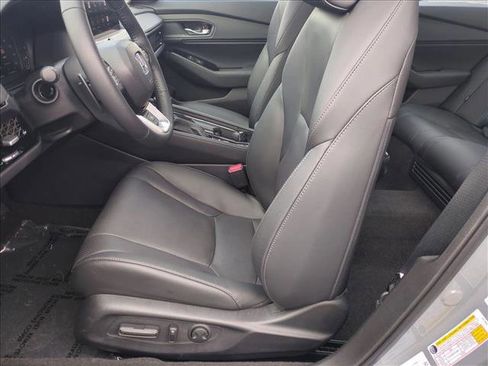 Used 2025 Honda Accord Touring image 17