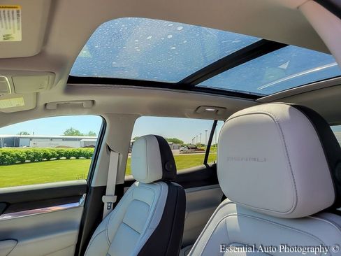 New 2026 GMC Terrain Denali w/ LPO, Floor Liner Package image 10