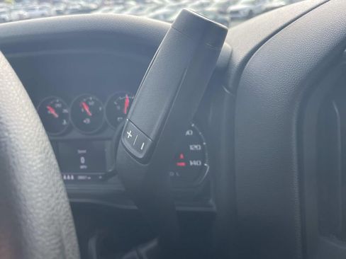 Used 2024 Chevrolet Silverado 2500 Custom w/ Custom Value Package image 27