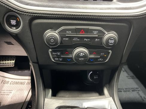 Used 2023 Dodge Charger R/T w/ Daytona Edition Group RWD image 33