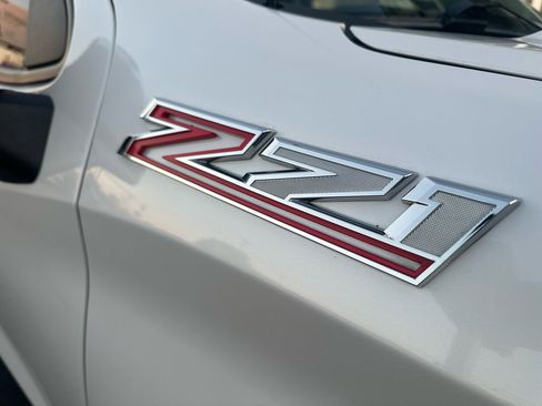 Used 2020 Chevrolet Silverado 1500 LT w/ All-Star Edition image 4