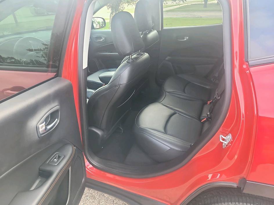 Used 2021 Jeep Compass Limited AWD/4WD image 30