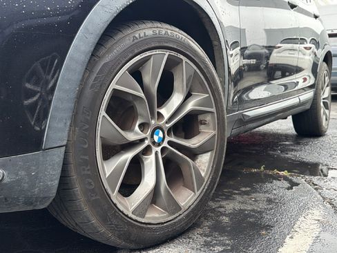 Used 2017 BMW X3 sDrive28i RWD image 6
