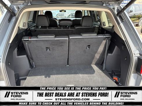 Used 2025 Volkswagen Atlas SE AWD/4WD image 41