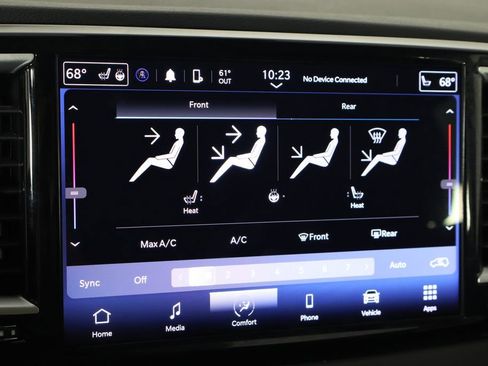 Used 2024 Chrysler Pacifica Touring-L image 35