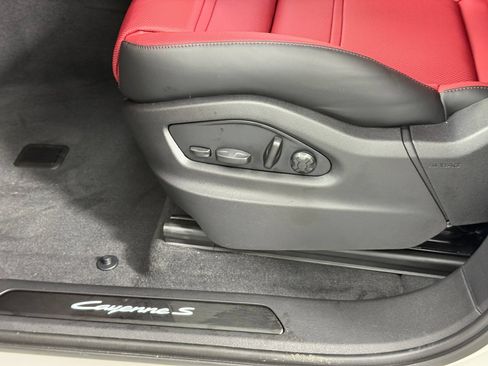 Certified 2026 Porsche Cayenne S AWD/4WD image 14