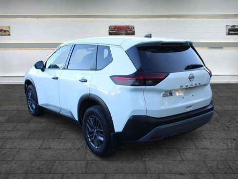 Used 2022 Nissan Rogue S FWD image 5