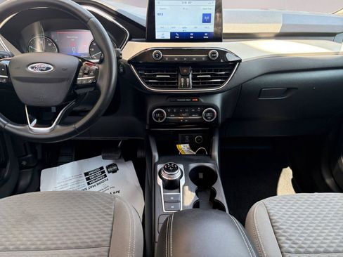 Used 2021 Ford Escape SE w/ SE Sport Appearance Package FWD image 10
