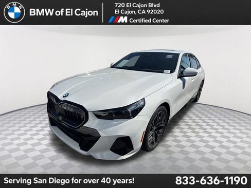 Used 2026 BMW 530i w/ M Sport Package RWD image 1
