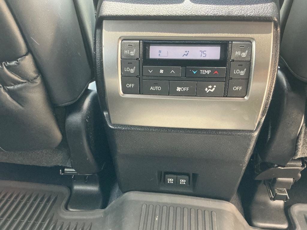 Used 2022 Lexus GX 460 Premium w/ Premium Package AWD/4WD image 13