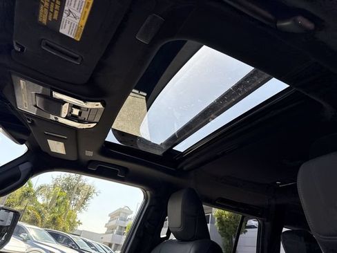 Certified 2024 Lexus GX 550 w/ Accessory Package (31) AWD/4WD image 22